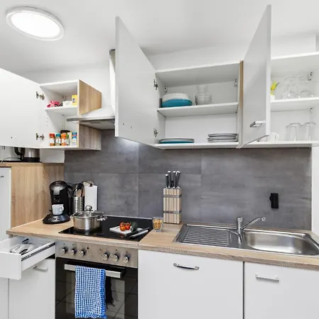 Apartamento Zentrale, Grosse & Moderne In