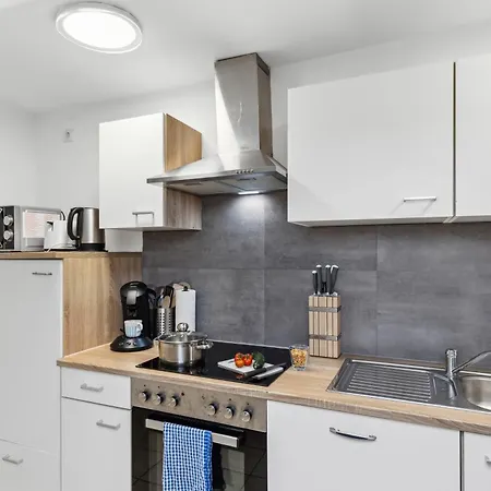Zentrale, Grosse & Moderne In Apartamento *