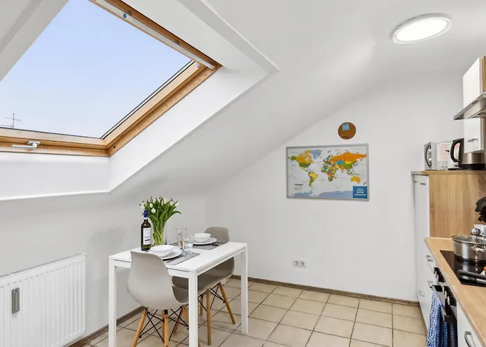 Zentrale, Grosse & Moderne In Apartman